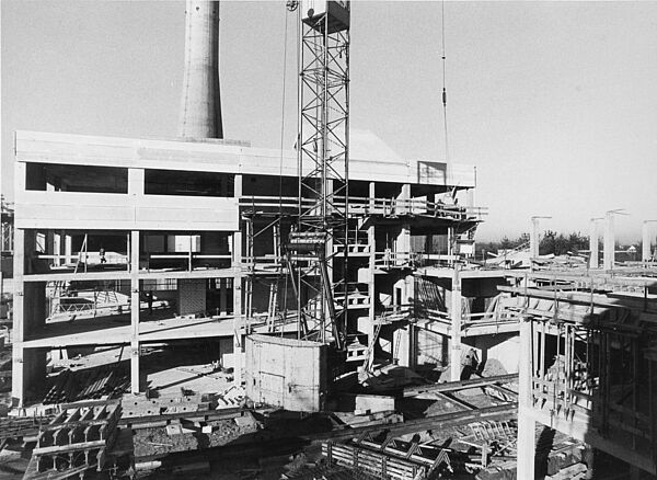 Baufortschritt des ersten Bauabschnitts 1985