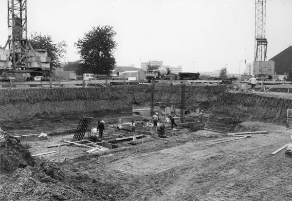 Baufortschritt erster Bauabschnitt September 1984